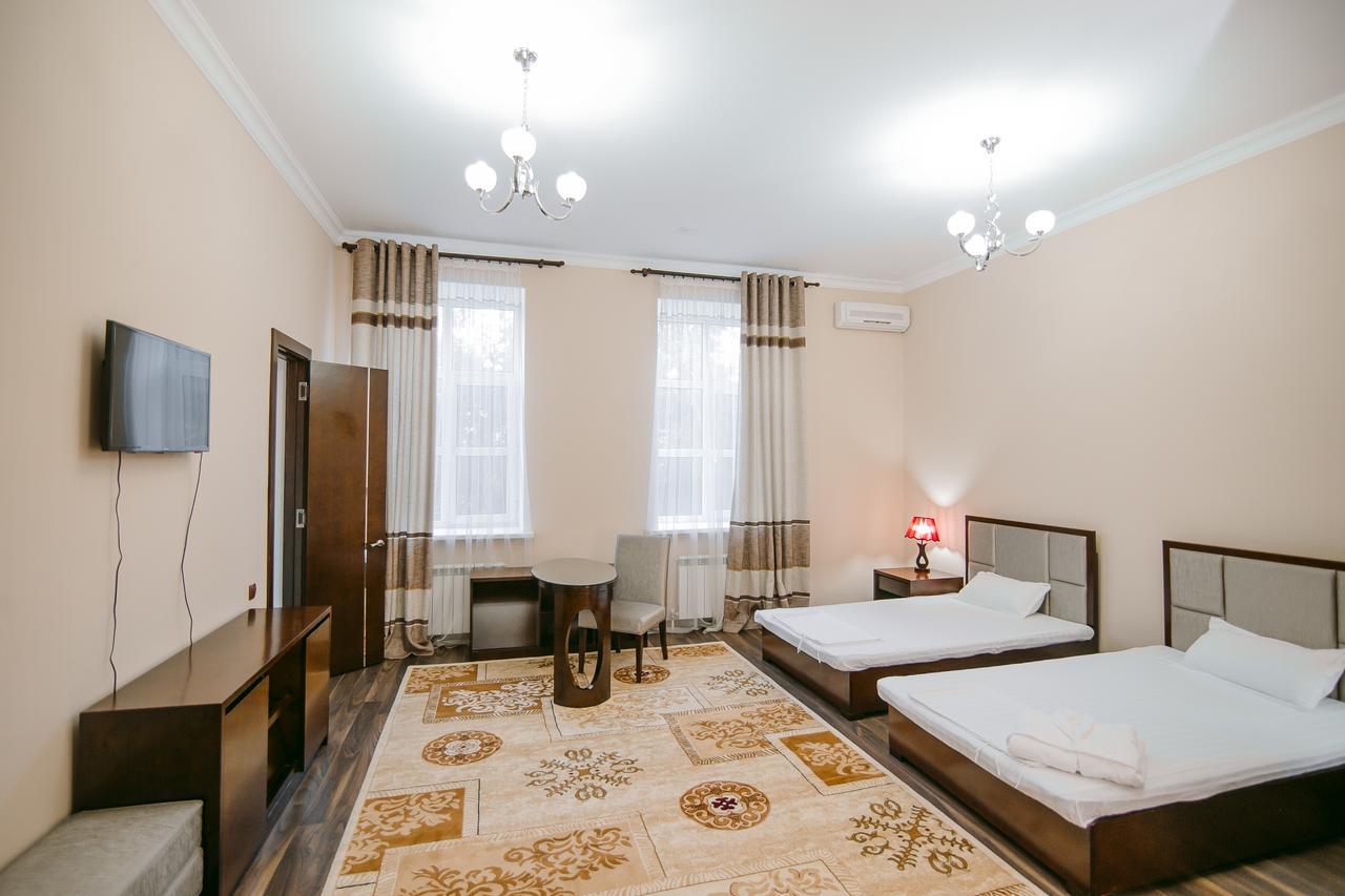 Hotel Inju Тараз Экстерьер фото