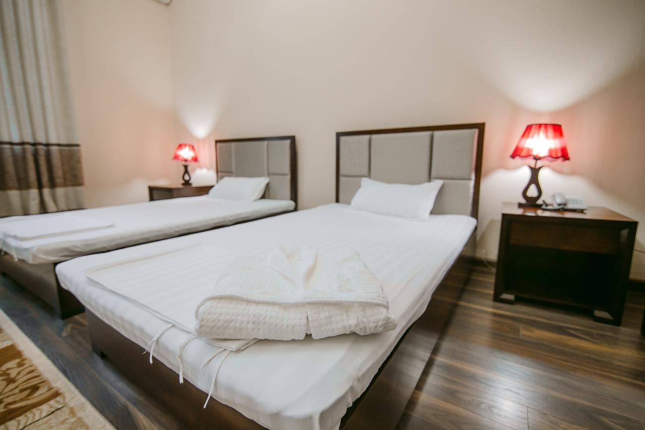 Hotel Inju Тараз Экстерьер фото